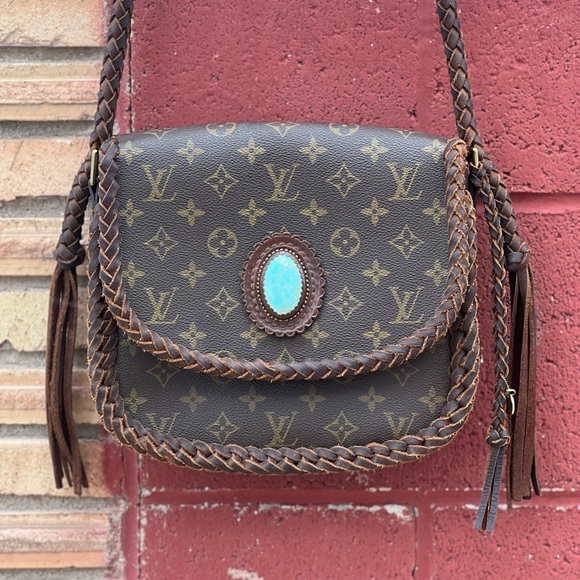 Leather & Vodka Louis Vuitton Saint Cloud - Picture 14 of 15